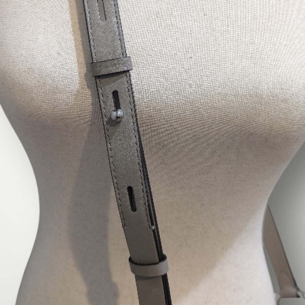 Rebecca Minkoff Jody Leather Feed Bag - Picture 6 of 15
